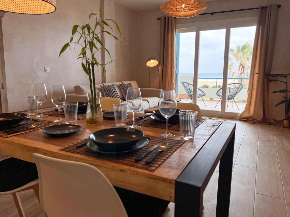 Tarifa Cozy House - Beachfront, Stylish Deco Exterior foto